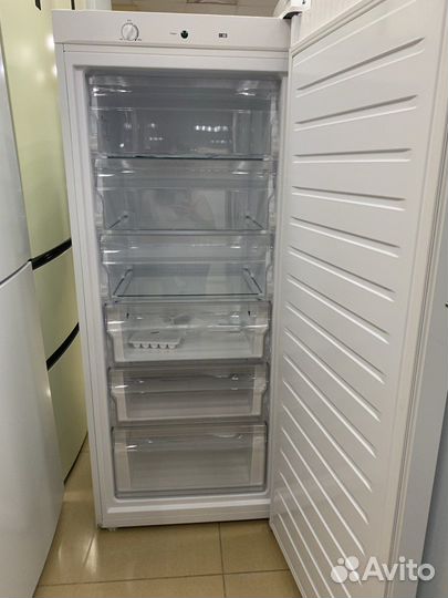 Морозильная камера Haier HF260WG