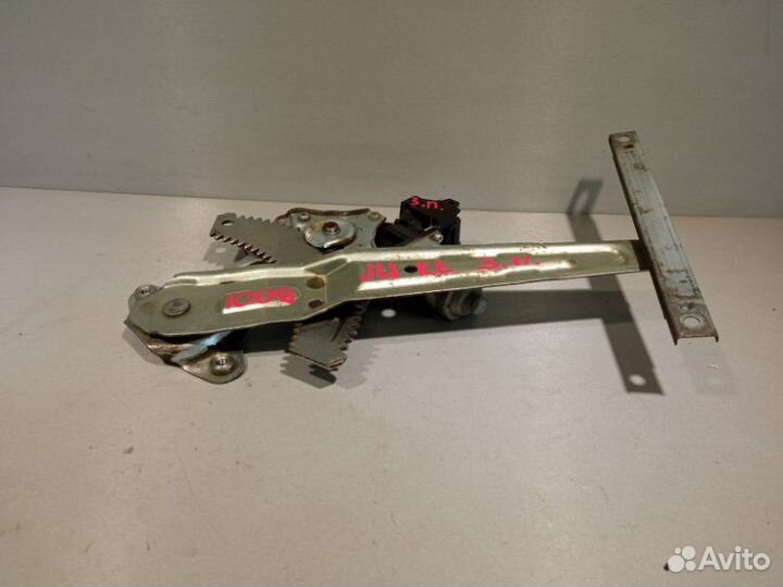 Стеклоподъемник задний правый Nissan Juke HR16