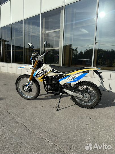 Racer Enduro 300