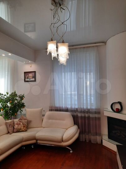 3-к. квартира, 96,3 м², 1/4 эт.