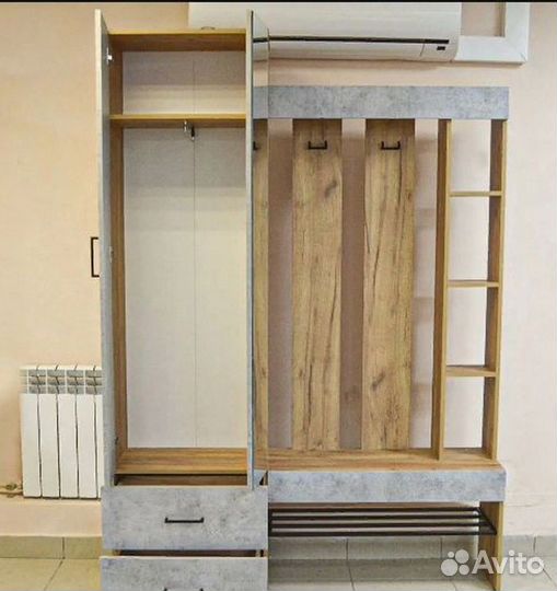 Прихожая