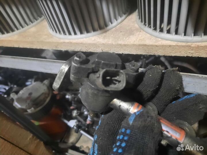 Форсунка топливная Subaru ej20 turbo