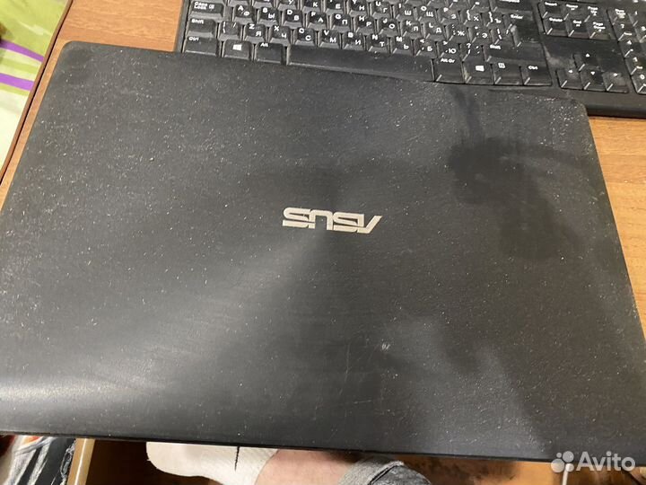Ноутбук asus x553M