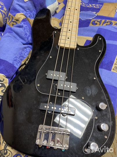 Fender squier affinity 2021 precision bass
