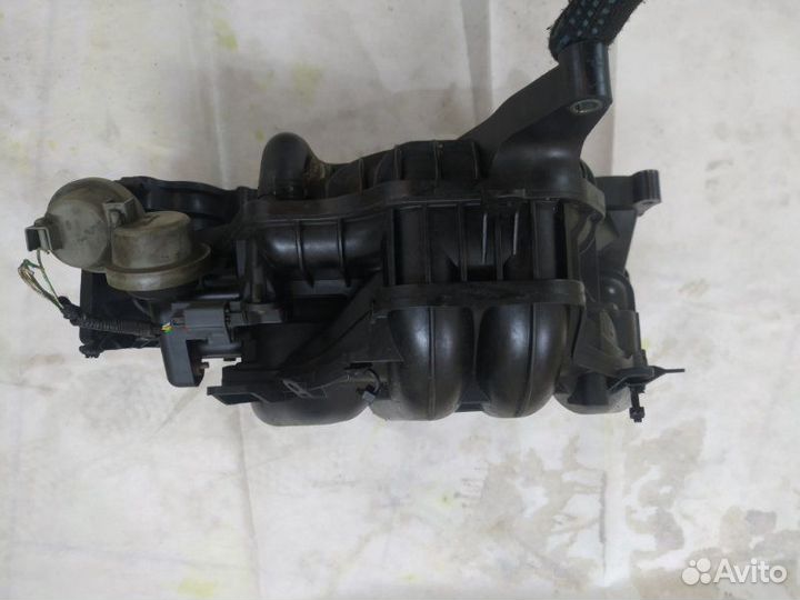 Коллектор впускной Ford Focus 2 2.0 aoda