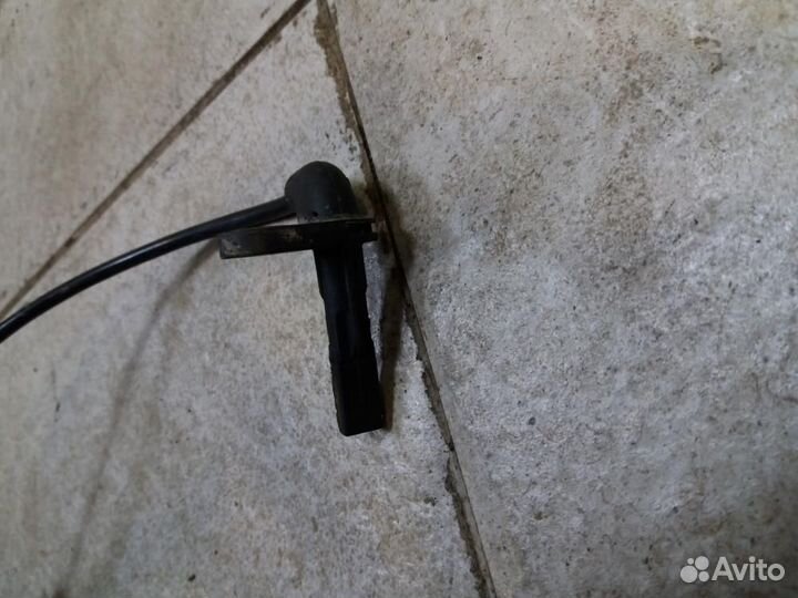 Датчик ABS передний Chevrolet Cruze J300