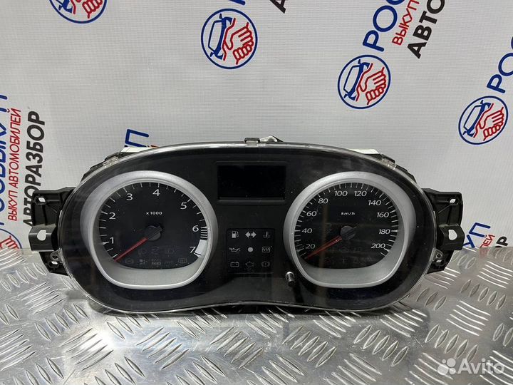 Панель приборов Renault Duster 1