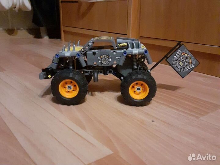 Lego Technic монстр-трак