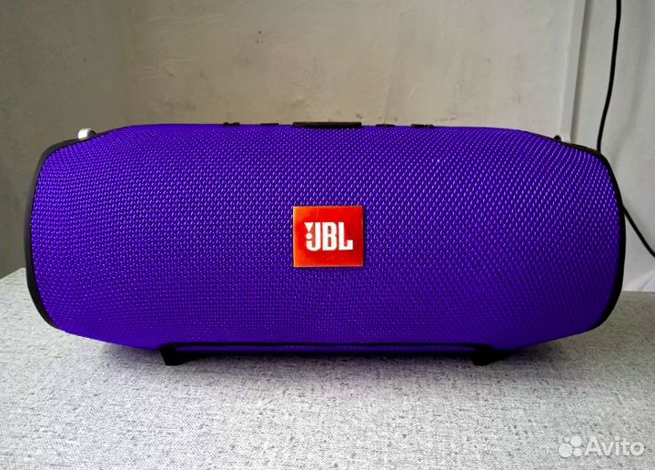 Колонка JBL