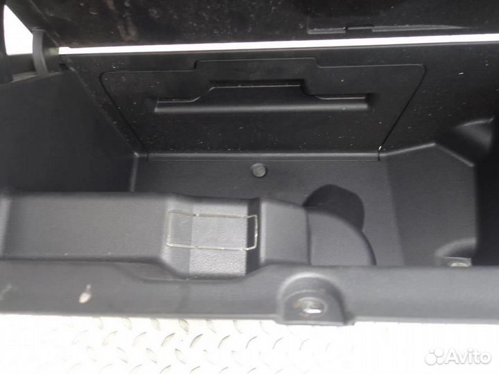 Бардачок VW Polo 5