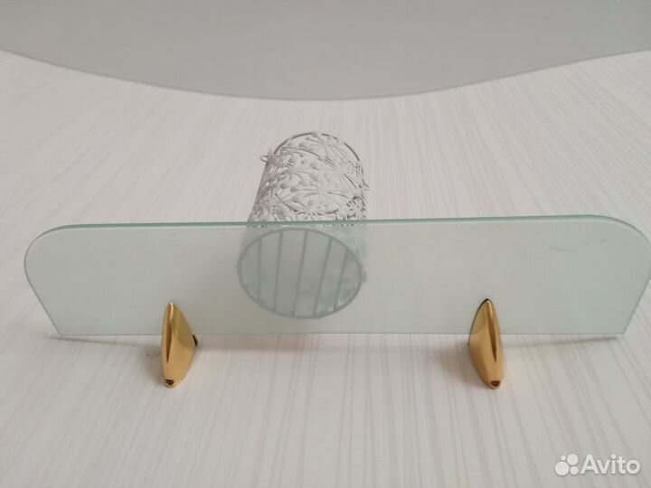 Стеклянная полочка и держатель