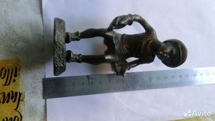 Статуэтка бронзовая Вратарь с времён СССР