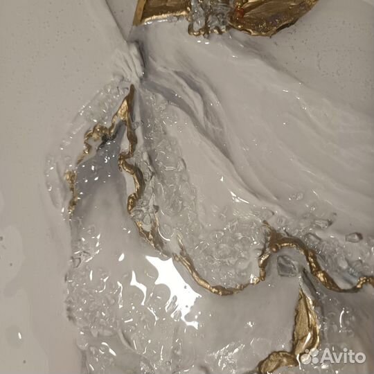 Картины белые с золотым