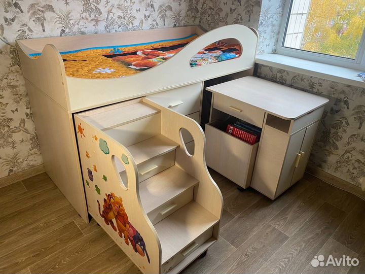 Детский уголок: кровать - чердак 160 см