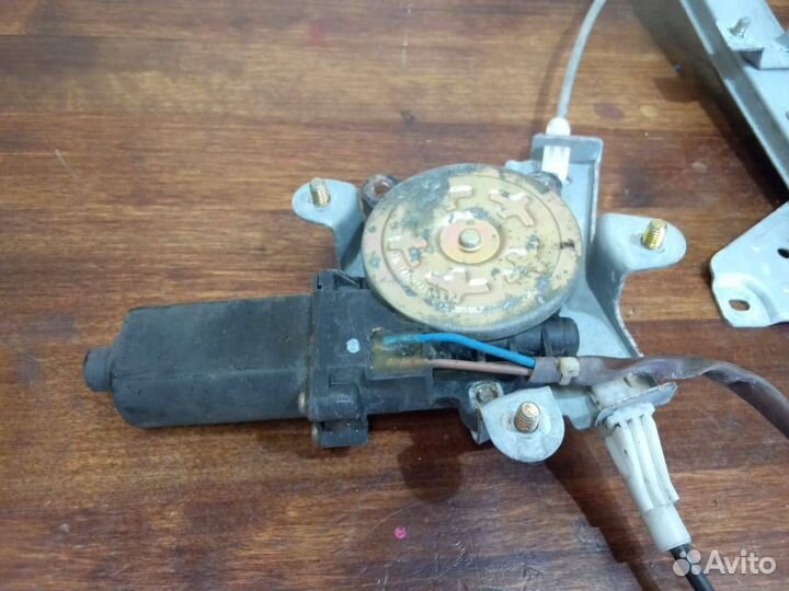 Стеклоподъемник задний правый ChevroletLacetti