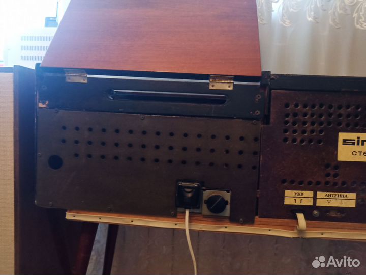 Радиолы Симфония-2, Эстония 006