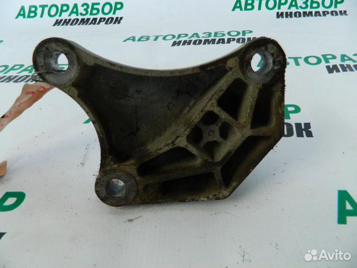 Кронштейн кпп для Ford Fusion 2002-2012г