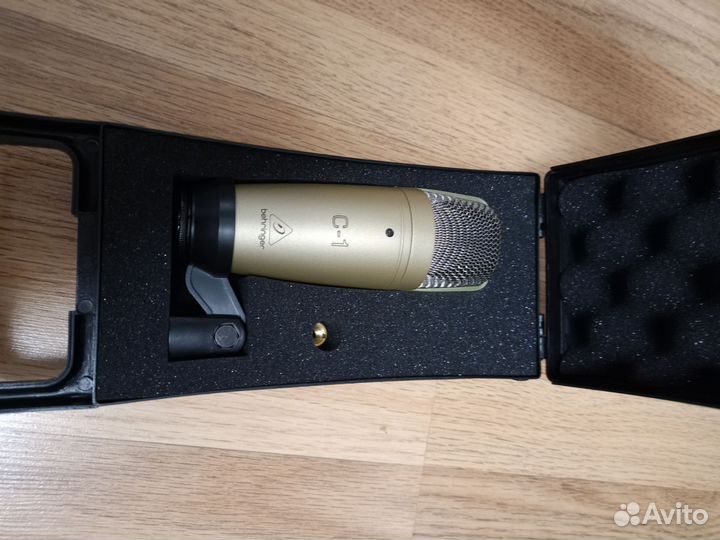 Студийный микрофон xlr behringer c-1