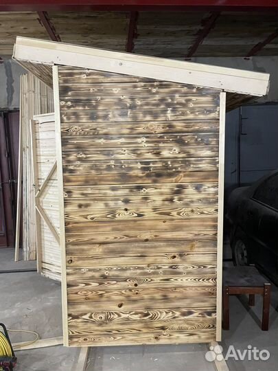 Готовое строение и срубы