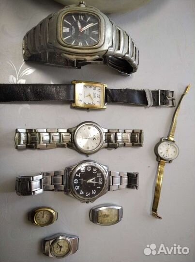 Часы брелки и наручные времён СССР