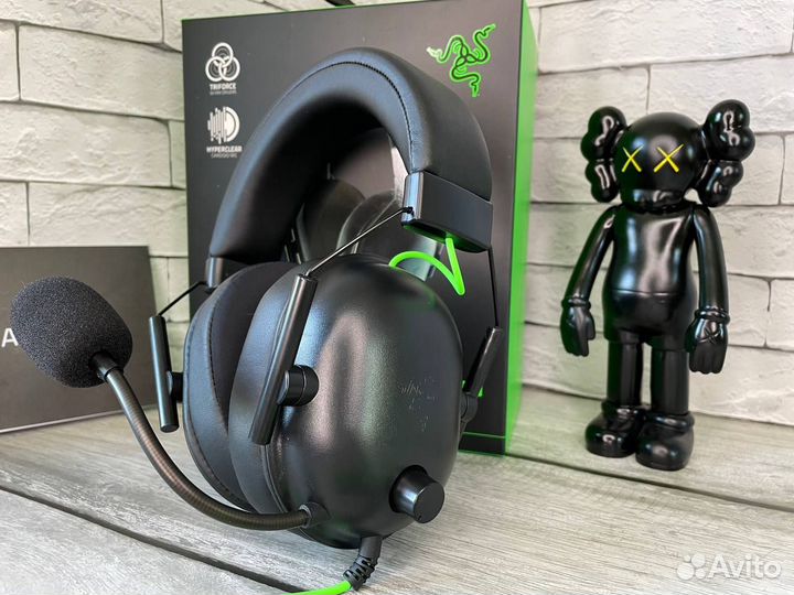 Игровые наушники Razer blackshark v2