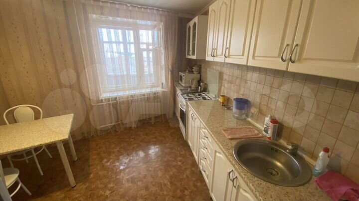 2-к. квартира, 82,3 м², 3/5 эт.