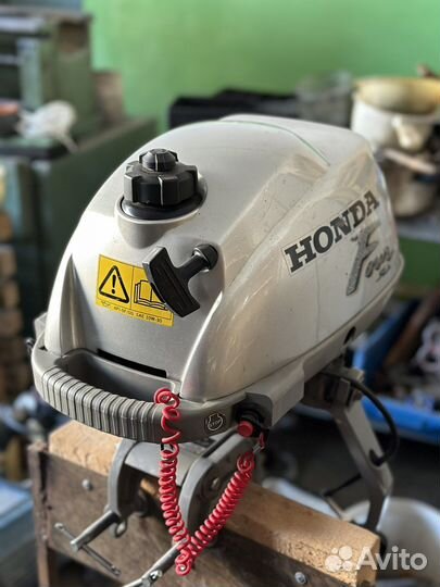 Лодочный мотор