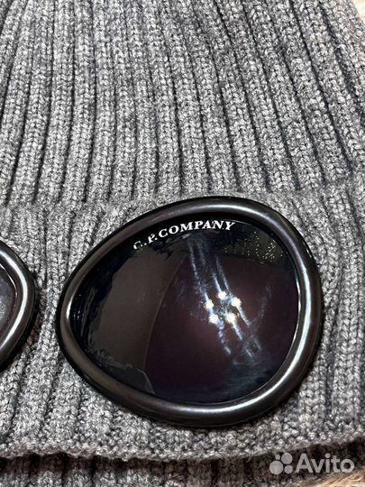 Мужская шапка c.p. company оригинал