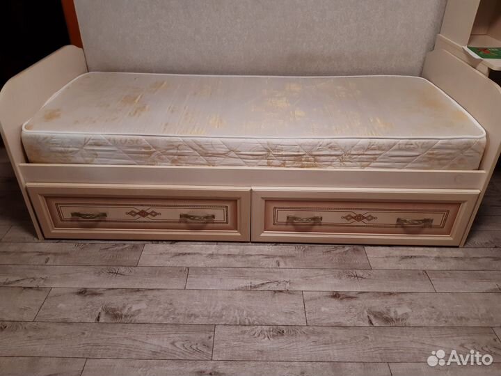 Кровать детский гарнитур