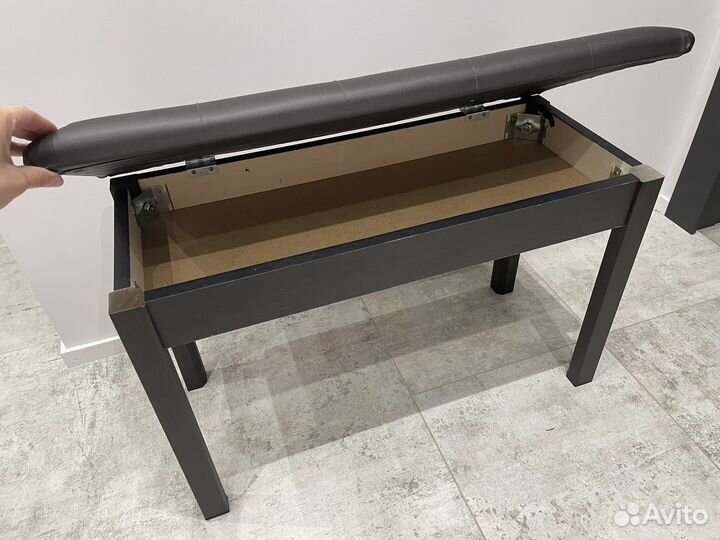 Банкетка для пианино