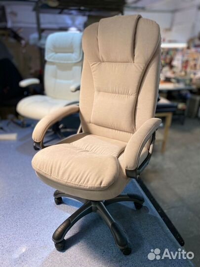 Компьютерное кресло