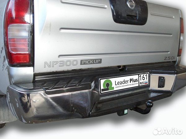 Фаркоп Nissan NP300 2008-2015