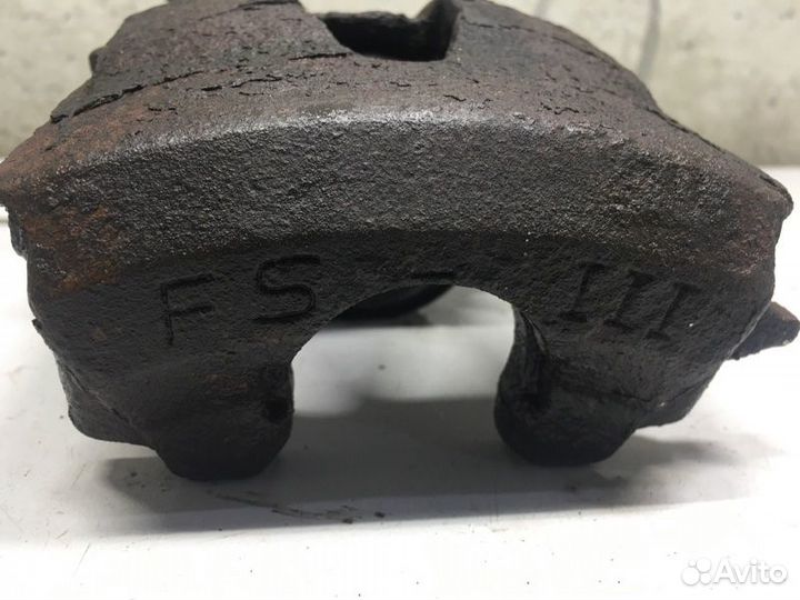 Суппорт тормозной передний правый Skoda Octavia II