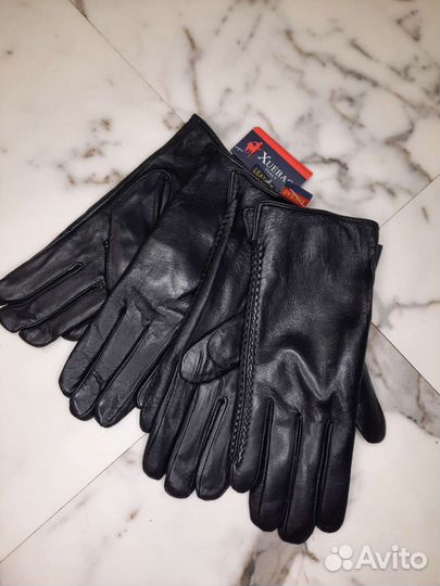 Новые перчатки из натуральной кожи