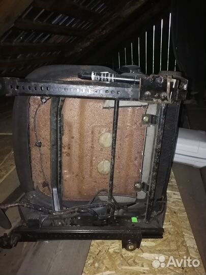 Передние сиденья пассажирское