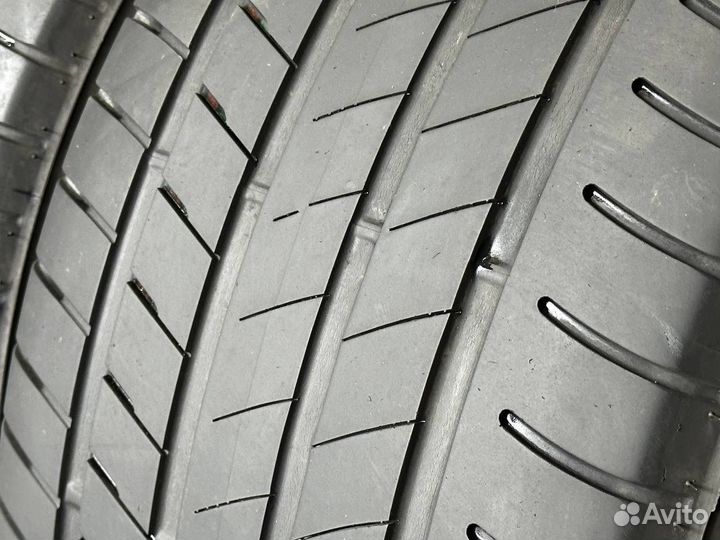 Bridgestone Alenza 001 275/40 R20 и 315/35 R20