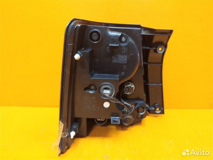 Фонарь правый Land Rover Range Rover Sport 1 L320