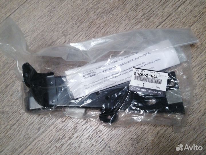 Кронштейн крыла Mazda 6