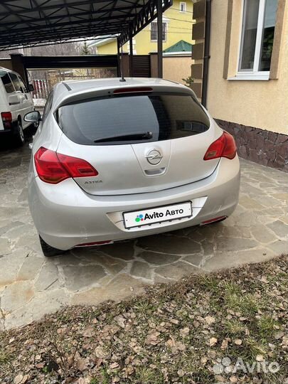 Opel Astra 1.4 МТ, 2010, 121 000 км
