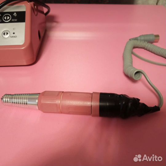 Машинка для аппаратного маникюра