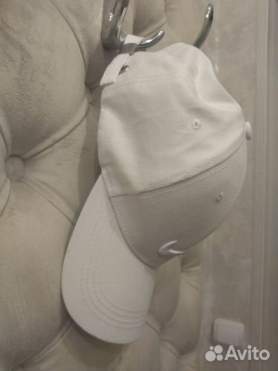 Новая кепка женская