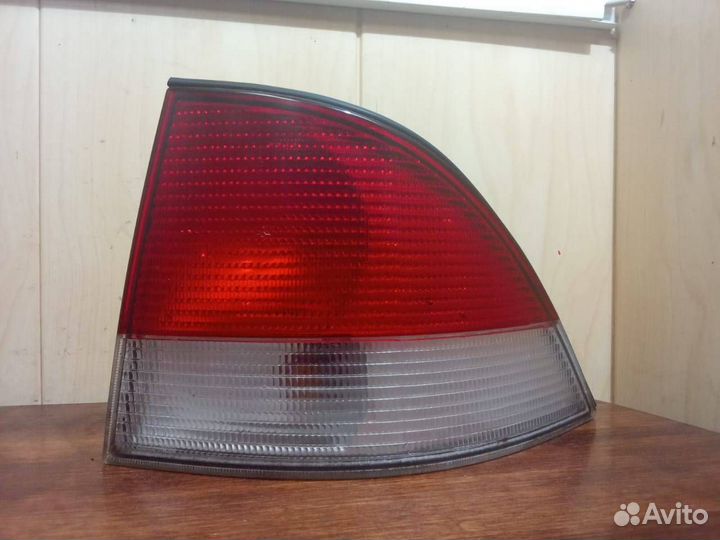 Фонарь задний правый Iran Khodro Samand