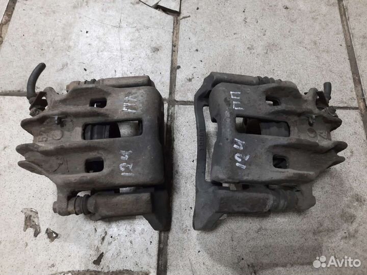 Суппорт тормозной передний peugeot 406 1,8