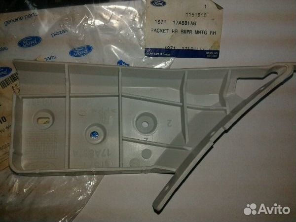 Направляющая заднего бампера п Ford Mondeo