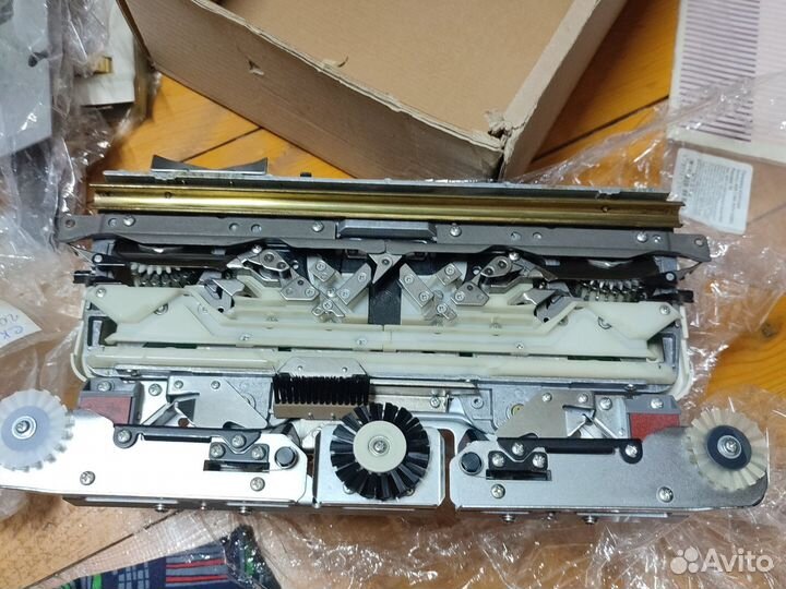 Ажурная каретка silver reed