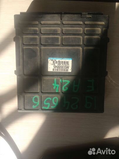 Блок управления двигателем эбу Митсубиси галант