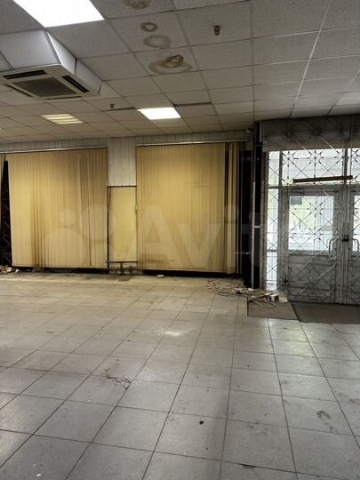 Сдам торговое помещение, 185.5 м²