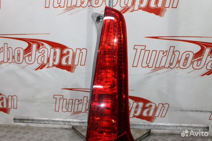 Фонарь задний правый Honda CR-V 3 RE