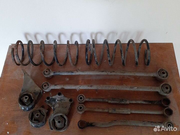 Kia Spectra задние рычаги