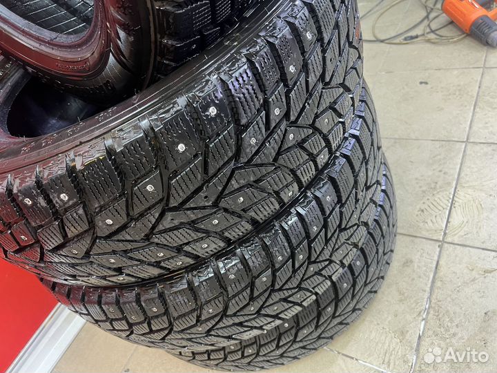 Dunlop Grandtrek Ice 02 225/60 R18